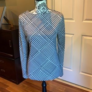 New York & Co Black and White Stretch Top